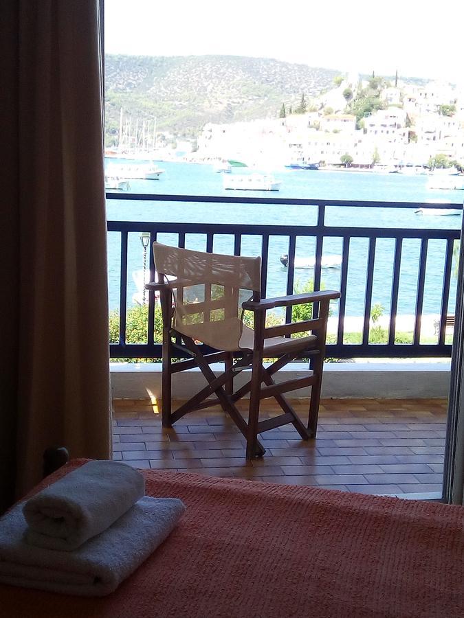 Bissias Guest House Galatas  Exterior photo